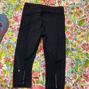 Black lululemon leggings